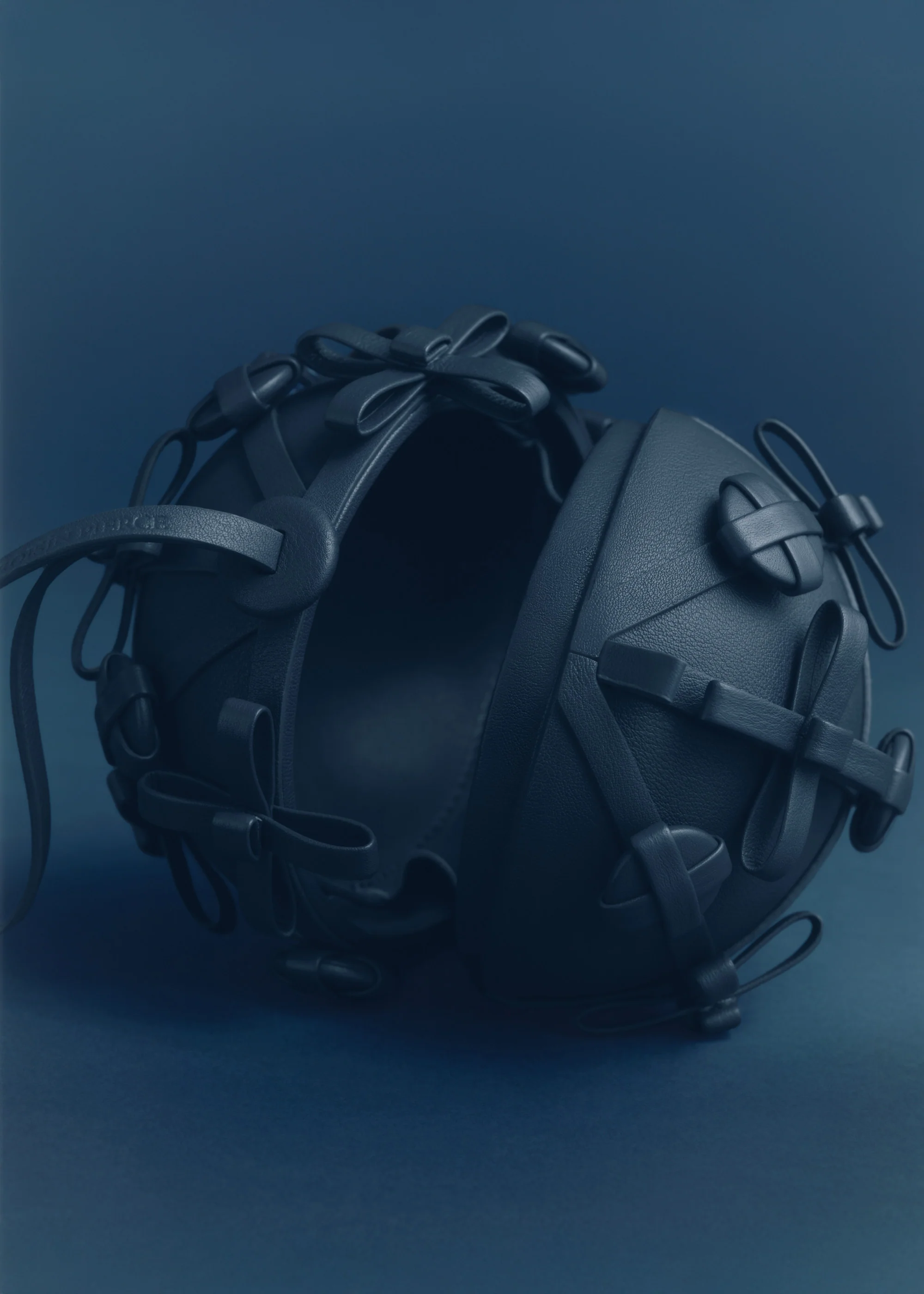 Button Bow Sphere - Ink - Image 5