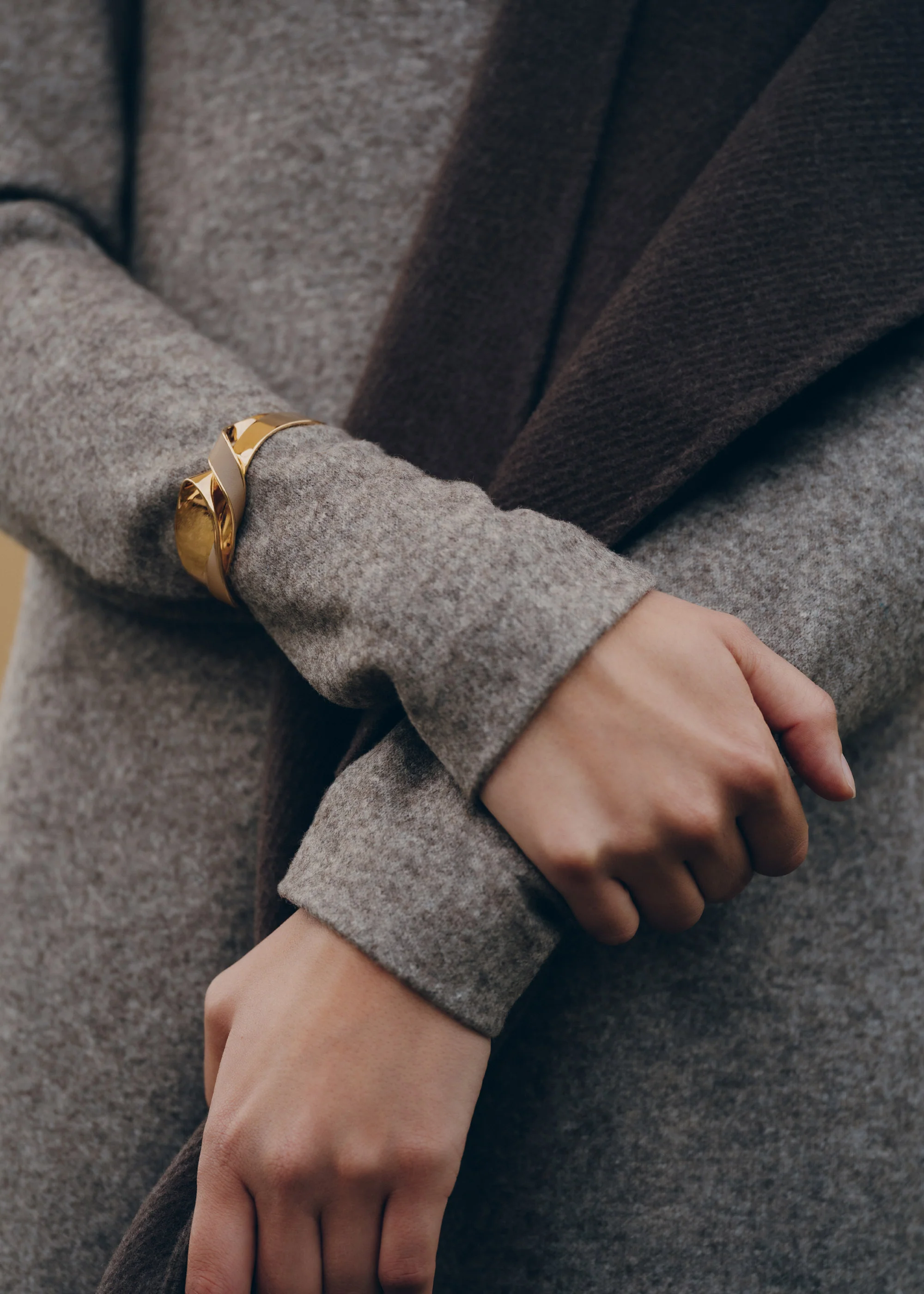 Éole Cuff - Taupe Leather - Image 4