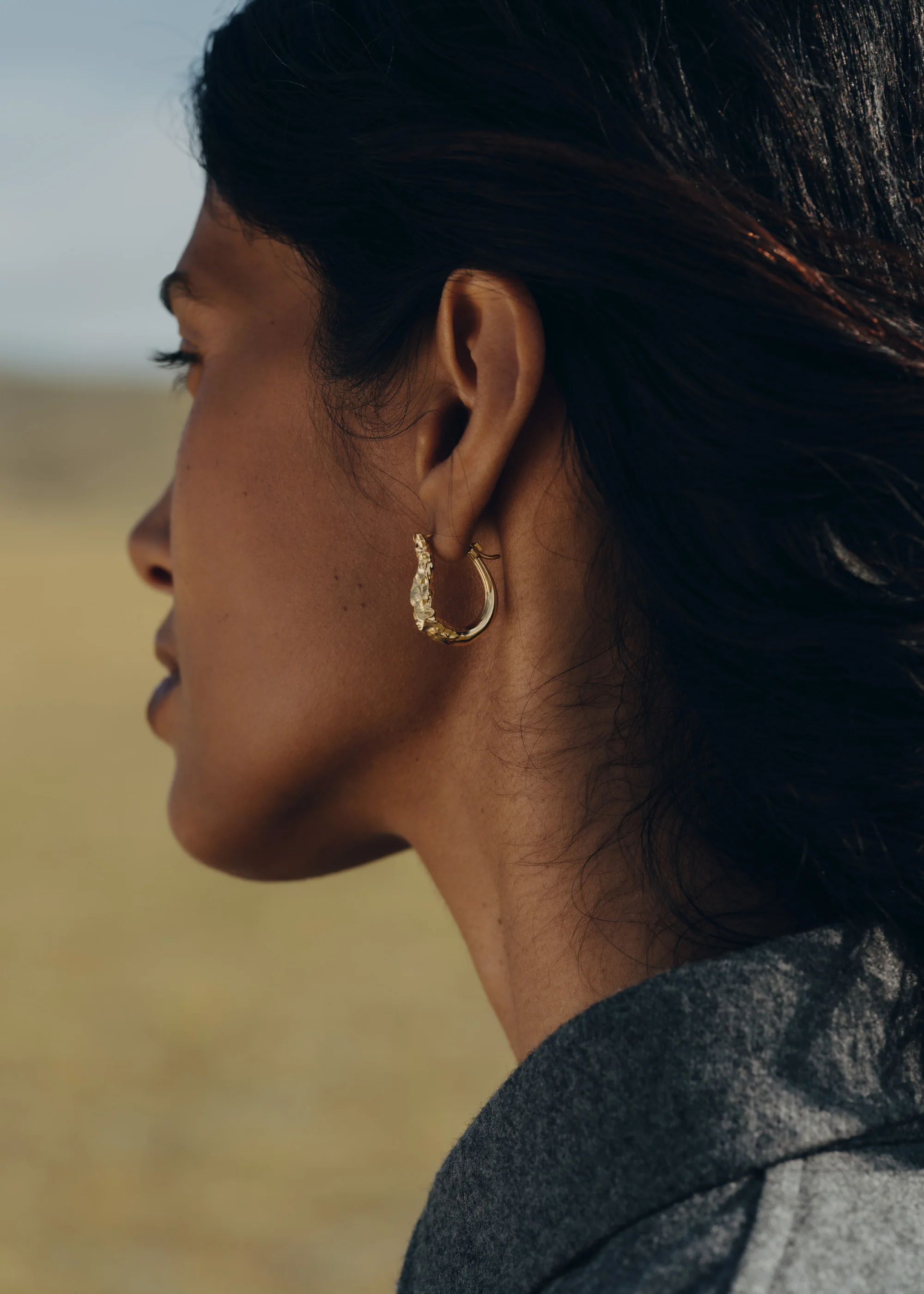Eroz Slim Hoop Earrings - 24 carat gold-gilded edition - Image 2