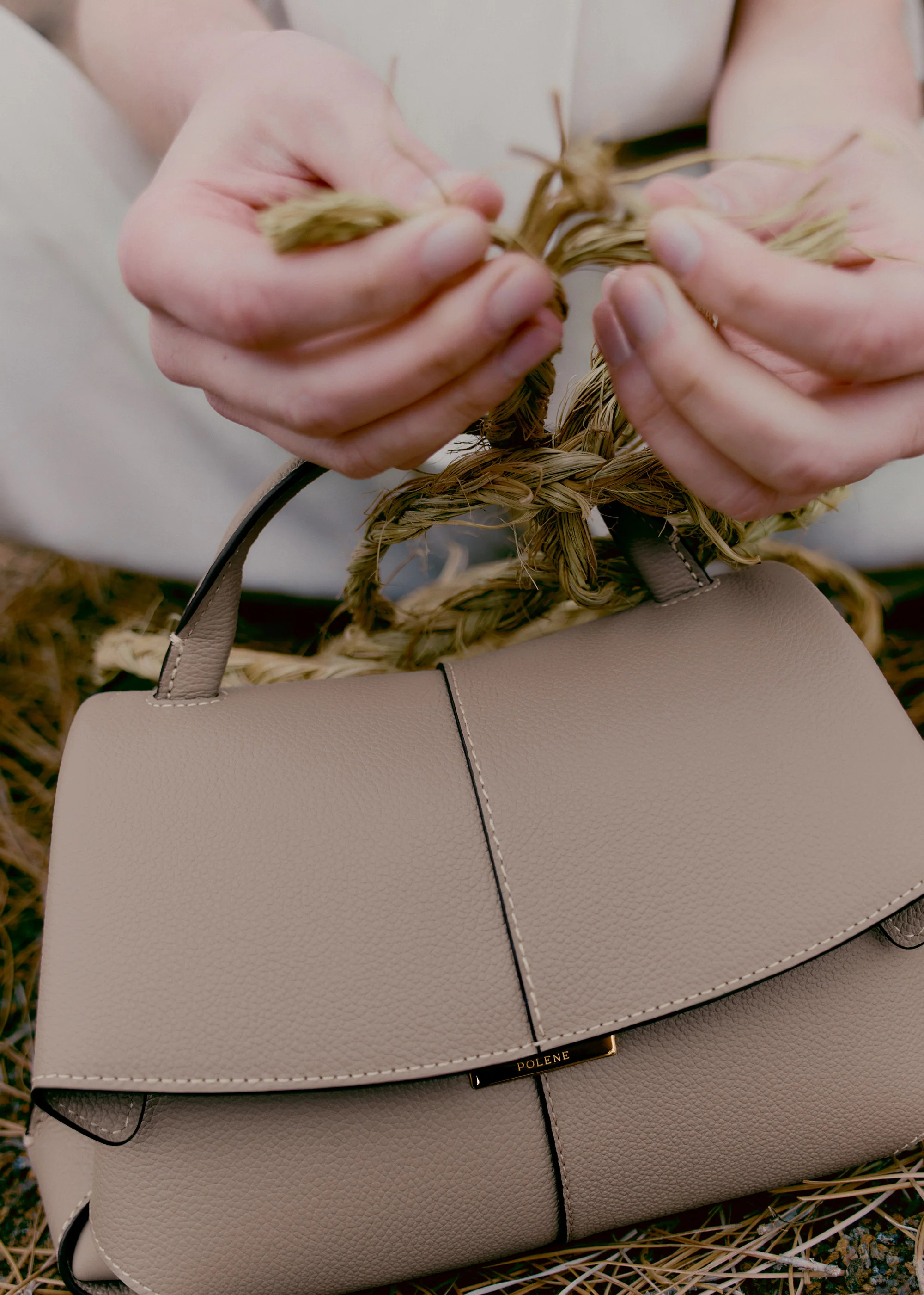 Mokki Mini - Textured Taupe - Image 3