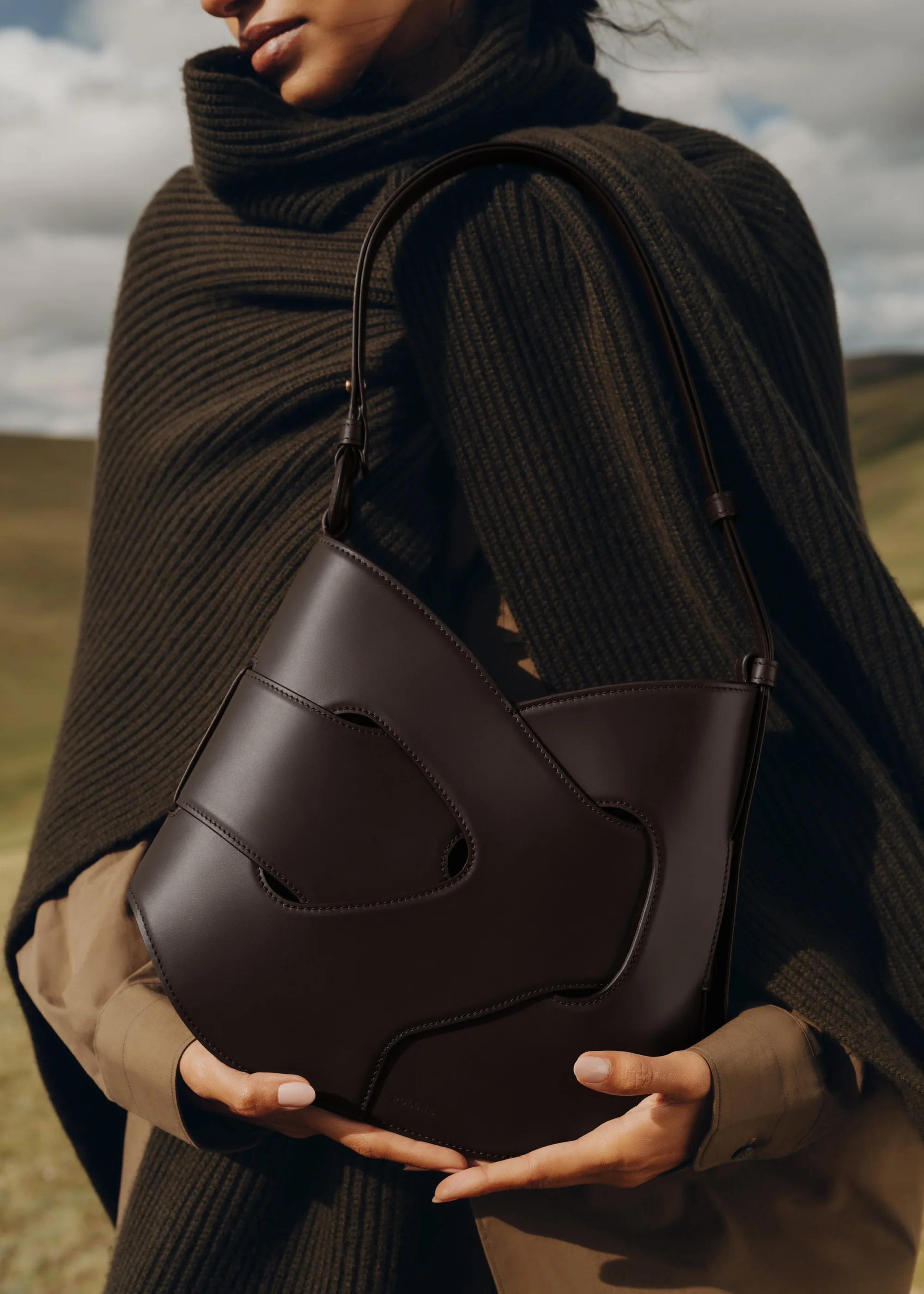 Nodde Hobo - Smooth Ebony - Image 2