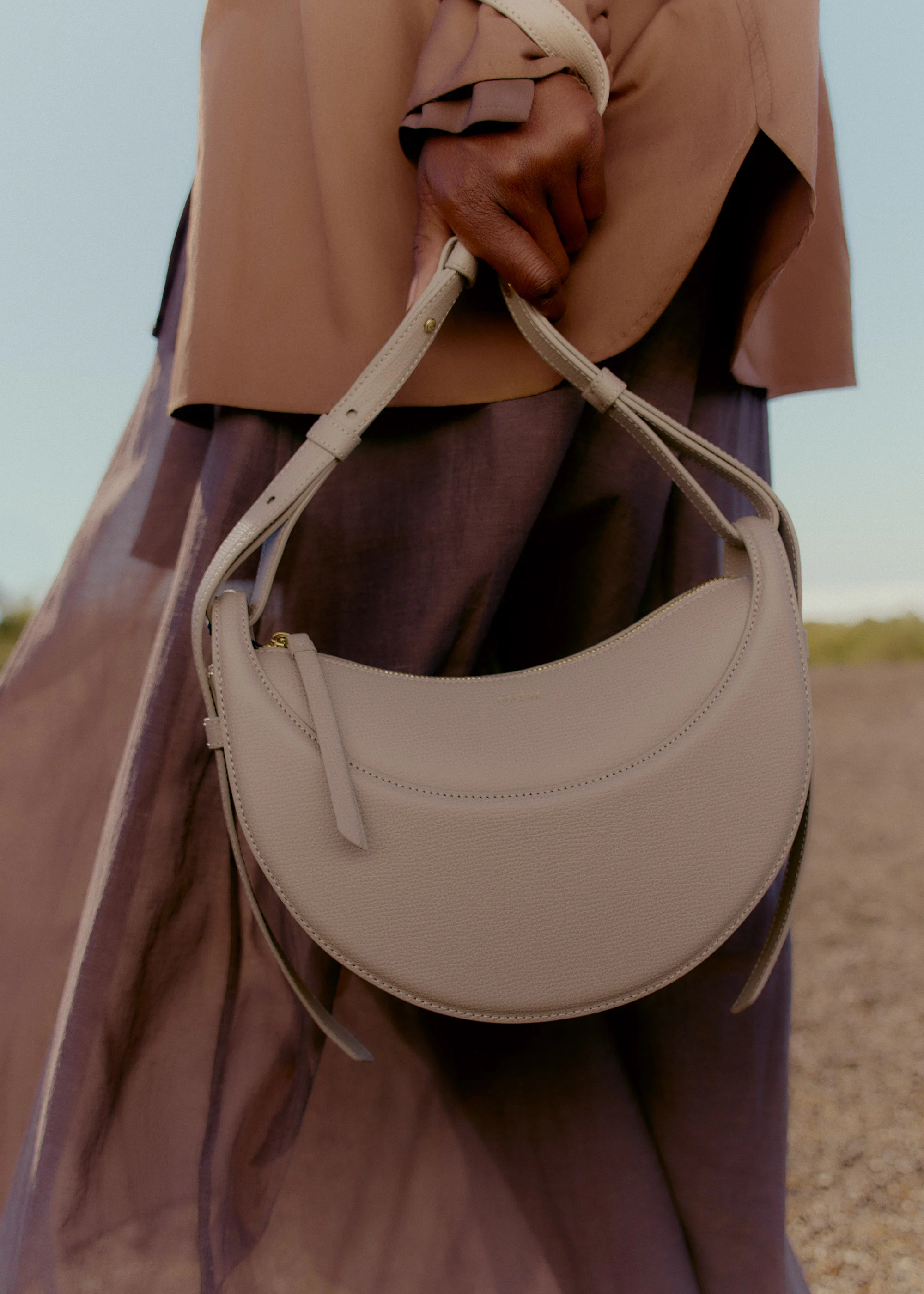 Numéro Dix - Textured Taupe - Image 3